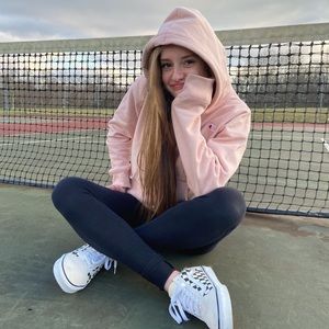 Meet your Posher, Justine